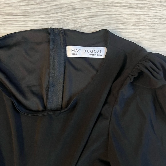 Mac Duggal 67944 Black Long Sleeve Cut Out Gown Size 8 Puff Shoulder NWT $398 - Picture 5 of 10